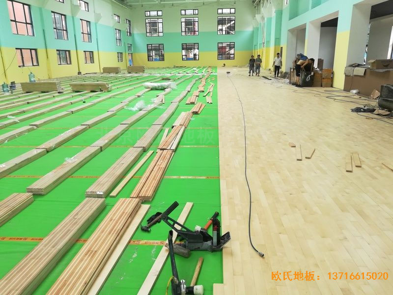 郑州中原区酷康篮球馆运动地板安装案例